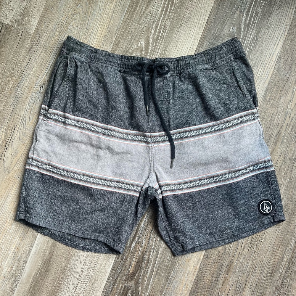 Volcom 5 Pocket Drawstring Shorts - image 6